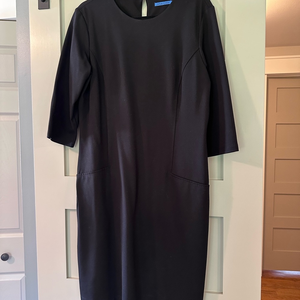 J. McLaughlin Black Sheath Dress 3/4 Sleeve Crew Neck